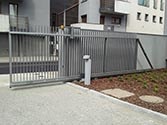 sliding gate